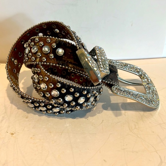 Rhinestone Studded Belt Sz 29.5” - Picture 3 of 9